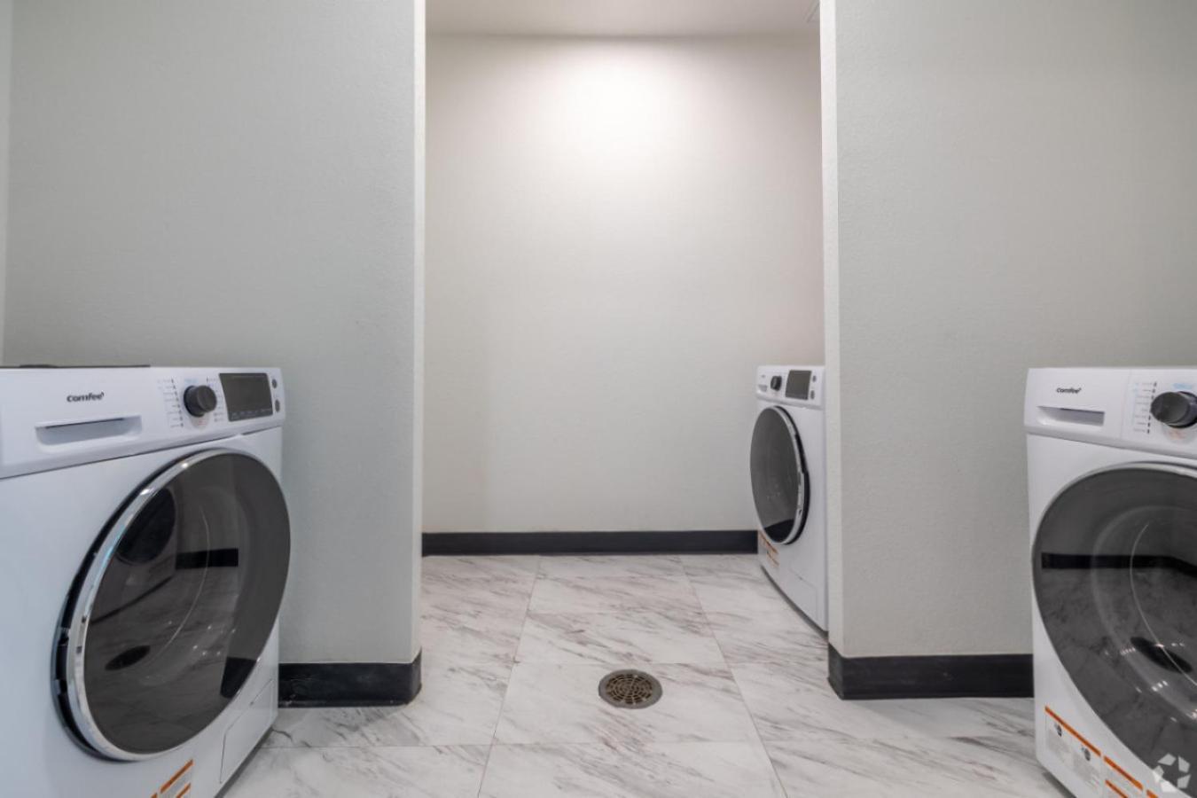 Reese Tower Aparthotel Tulsa Eksteriør bilde